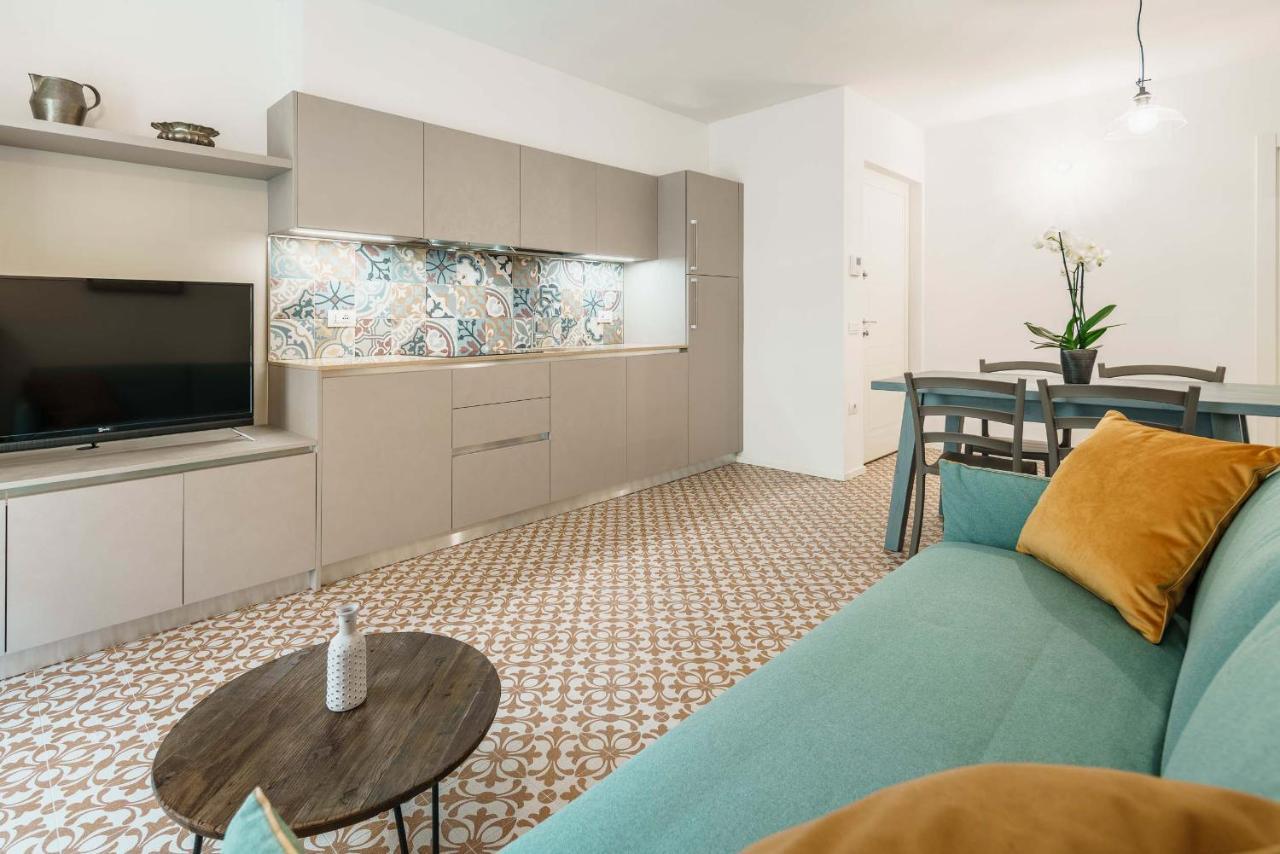 Casa Dei Maestri Luxury Apartments Арко Екстериор снимка